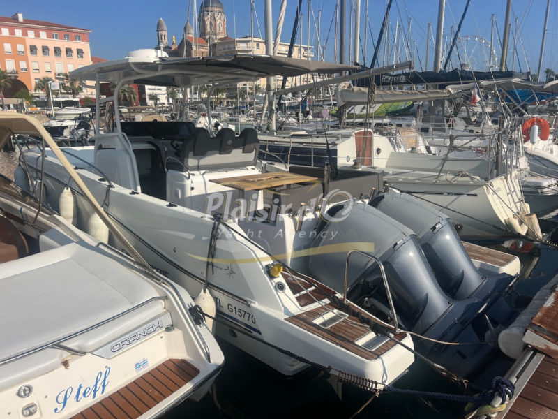 JEANNEAU CAP CAMARAT 9.0 CC T-TOP