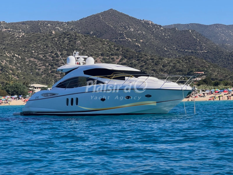 SUNSEEKER MANHATTAN 52